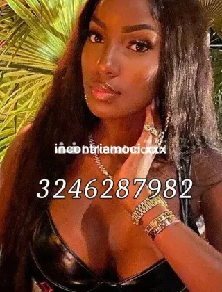 15 - Megan Escort Lecce - 3246287982