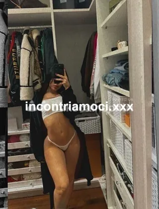 2 - Suzy Escort Lucca - 3930490085