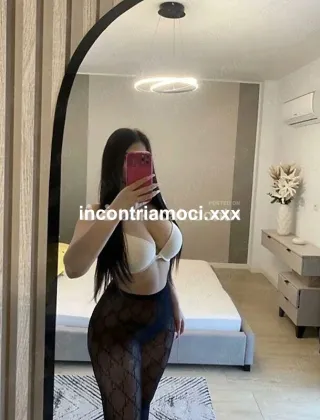 25 - Escort Lecce - 3294247386