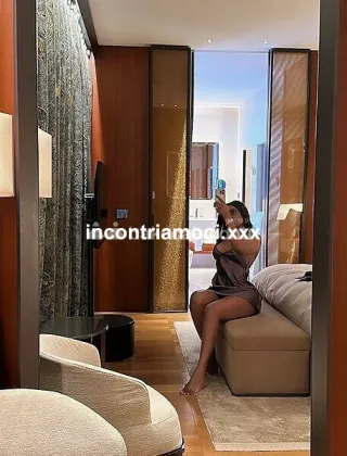 24 - Kely Escort Venezia - 3520222108