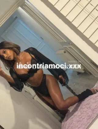 3 - Vanessa Trans Monza e della Brianza - 3921026122