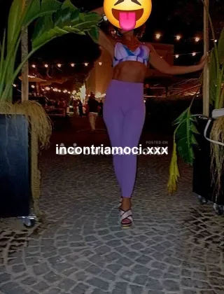 6 - Miss Piedini Odorosi Massaggi Napoli - 3509901550