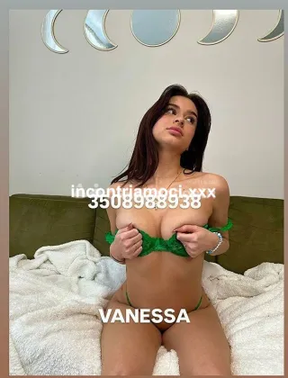 17 - Vittoria Escort Napoli - 3508988938