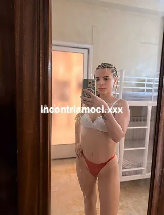 3 - Maria Escort Lucca - 3509347394