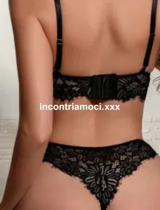 2 - Katia E Giulia Escort Roma - 3898886885