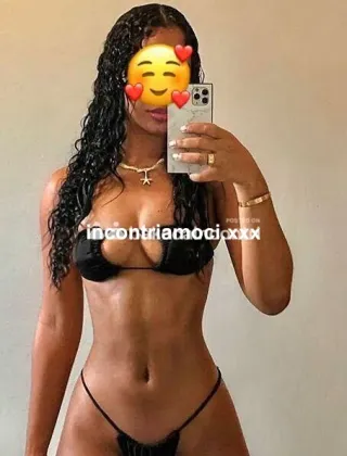 4 - Carla Escort Catanzaro - 3509070343