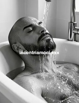 2 - Luca Trans Napoli - 3509775575