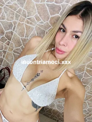 2 - Victoria Escort Roma - 3520840705