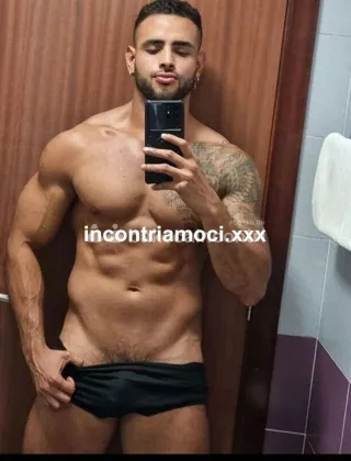 1 - Michael Maschio Escort Catanzaro - 3508563203