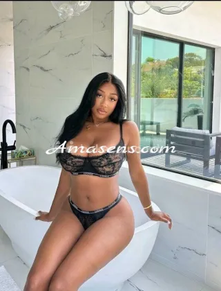 16 - Latina Duecentoquatt Escort Biella - 3513376411