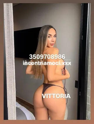 4 - Vittoria Escort Napoli - 3509708986