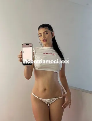 1 - Renata Escort La spezia - 3512326551