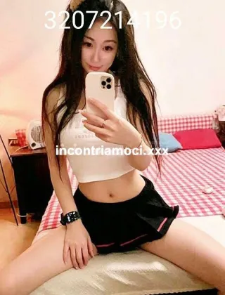 23 - Lisa Escort Pavia - 3207214196