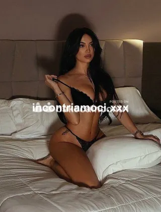 17 - Fortuna Escort Salerno - 3509469410