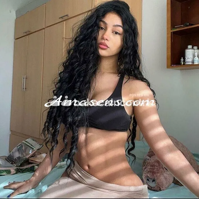 Mia