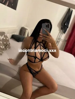 6 - Kekka Escort Napoli - 3520907163