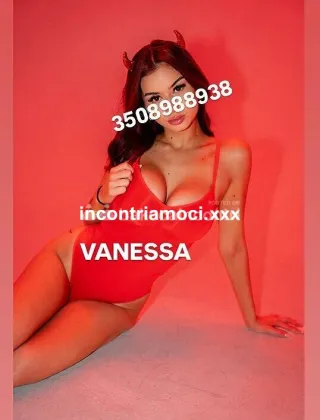 16 - Vittoria Escort Napoli - 3508988938