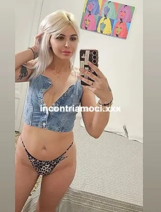 23 - Roxana Escort Ragusa - 3888852929