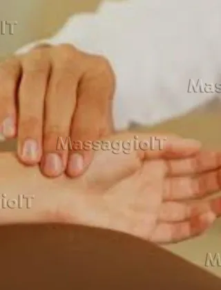 8 - Centro Massaggi Ad Empoli Massaggi Firenze - 3930048934