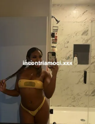 2 - Hilary Escort Udine - 3533742127