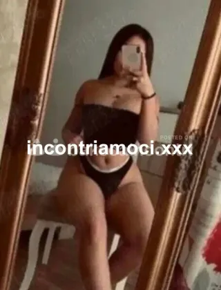 4 - Escort Milano - 3512401296