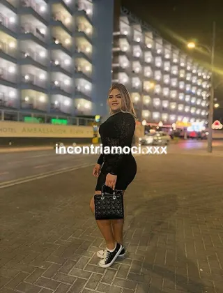 17 - Valentina Trans Salerno - 3520255150