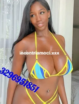 15 - Naomi Escort Messina - 3296951851