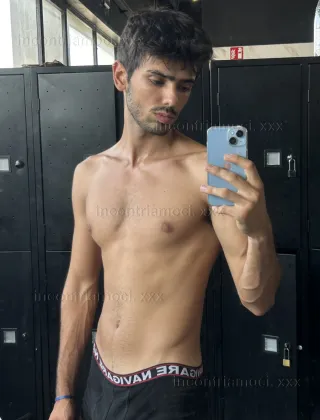 2 - Federico Escort La spezia - 3278924487