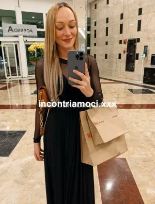 4 - Salerno Massaggiatri Escort Salerno - 3758895802