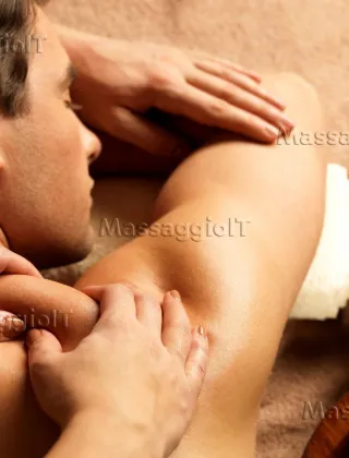 1 - Massaggi Torino - 3713723922