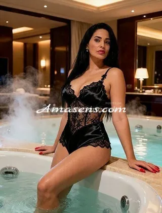 9 - . Escort Caltanissetta - 3805928123