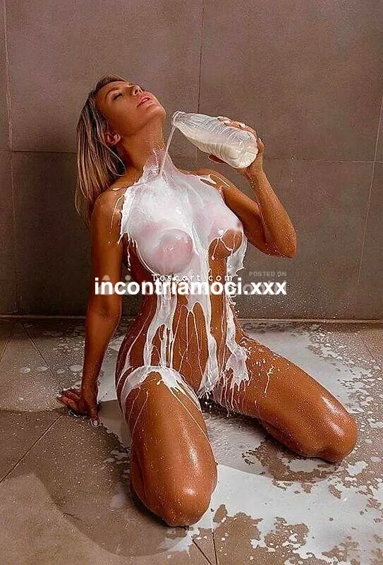 Jisely Sexe Blonde