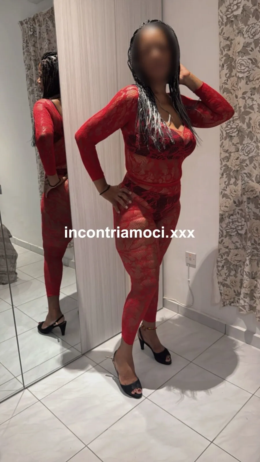 Domina Hot