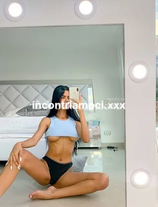 30 - Valentina Massaggi Roma - 3508289640