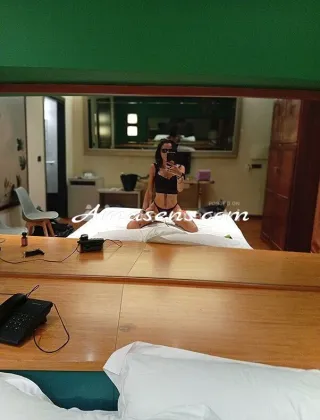 4 - Adriana Coppie Milano - 3505128559
