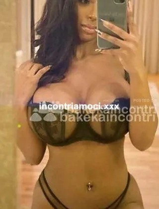 11 - Latina Duecentoquatt Escort Novara - 3509916305