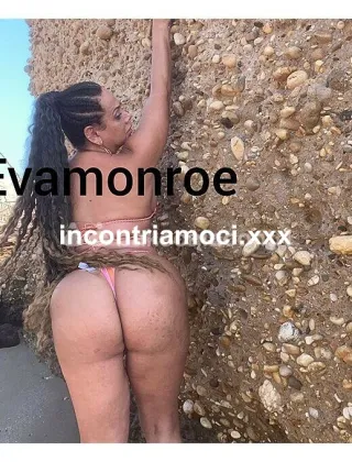 27 - Evita Monroe Trans Pescara - 3512835670