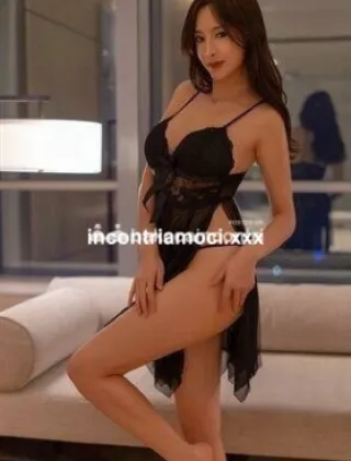 25 - Grandemassaggiatrice Escort La spezia - 3510426318