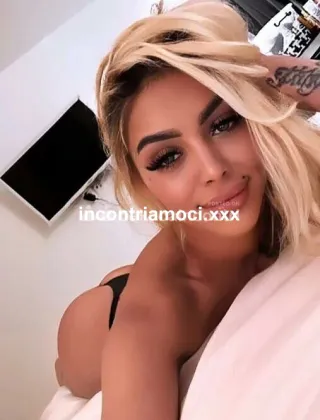15 - Erika Escort Ancona - 3933032275