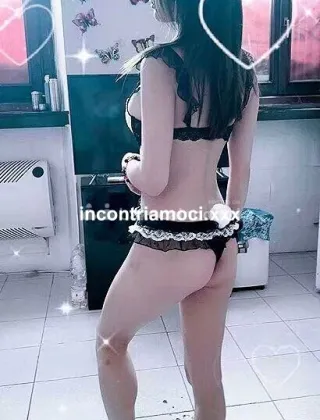 21 - Lisa Escort Pavia - 3207214196