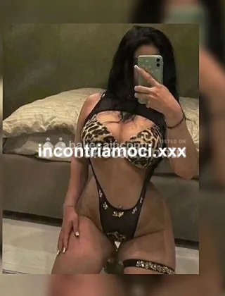 4 - , Escort Taranto - 3513142870