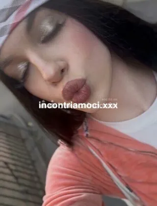 1 - Yiri Angel Trans Milano - 3509395472
